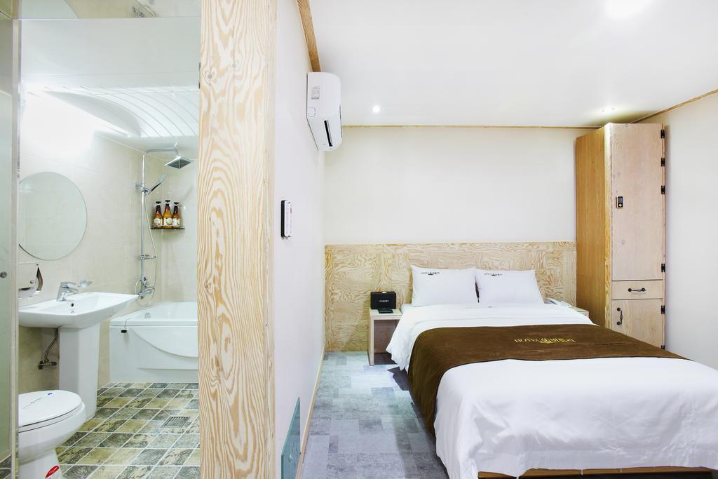 Hotel Butler Suwon Værelse billede